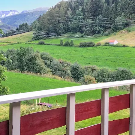 3 Bedroom Beautiful In Vik I Sogn Stadheim