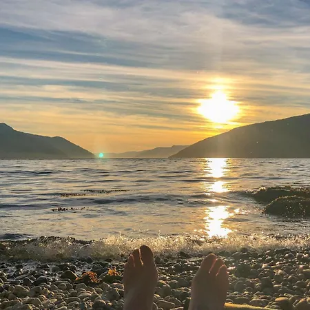 3 Bedroom Beautiful In Vik I Sogn Stadheim