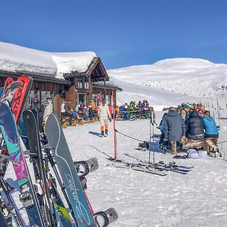 3 Bedroom Beautiful In Vik I Sogn * Stadheim